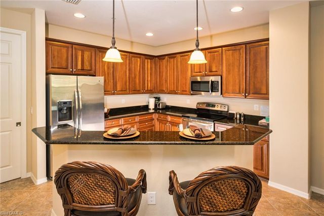 9054 Capistrano ST N # 4002, Naples, FL 34113