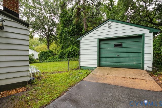4801 Annlyn Dr, Sandston, VA 23150