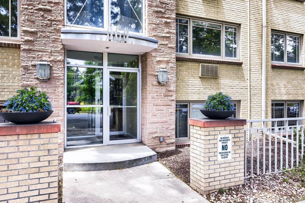 969 S Pearl Street 306, Denver, CO 80209
