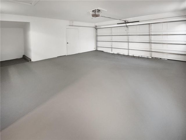 2824 Fontainebleau Drive, Atlanta, GA 30360