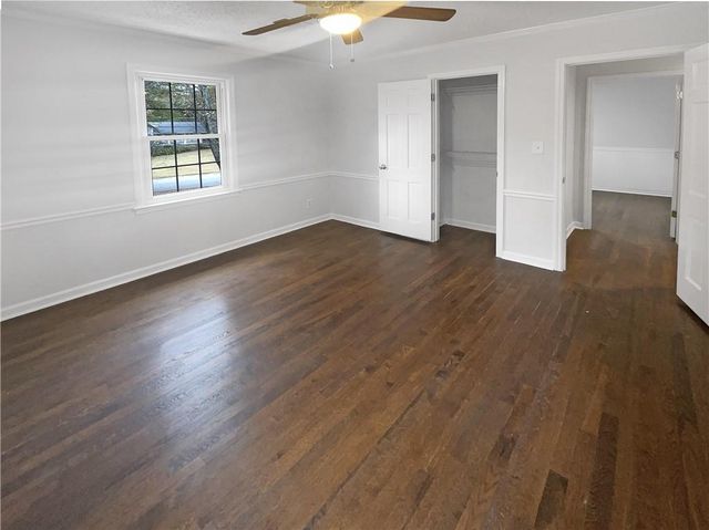 2824 Fontainebleau Drive, Atlanta, GA 30360