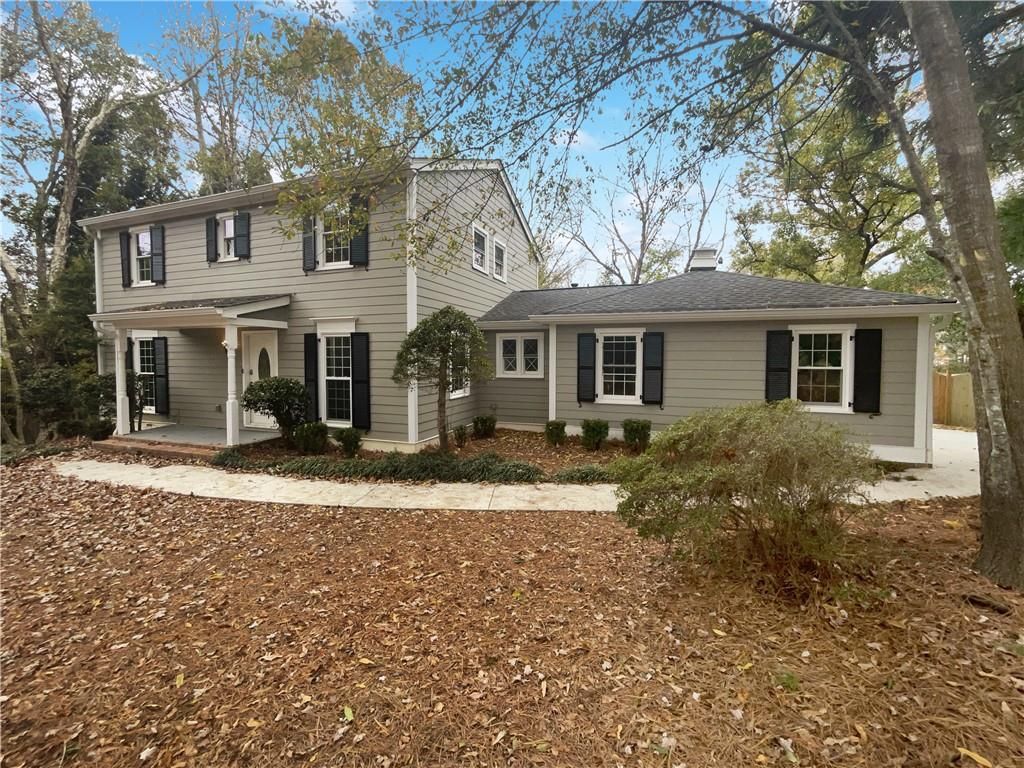 2824 Fontainebleau Drive, Atlanta, GA 30360