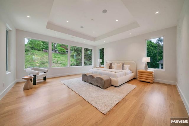 61 Macarthur Avenue, Closter, NJ 07624