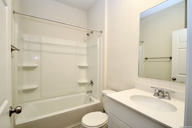 6811 Ashcat, Converse, TX 78109