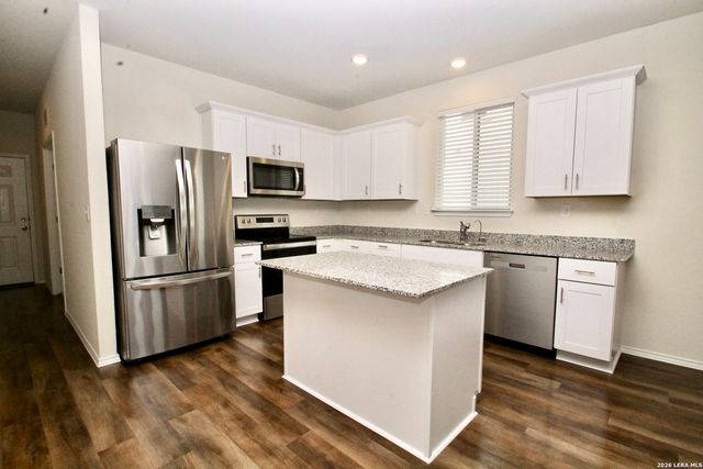 6811 Ashcat, Converse, TX 78109