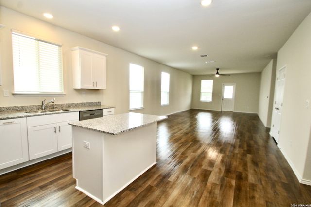 6811 Ashcat, Converse, TX 78109