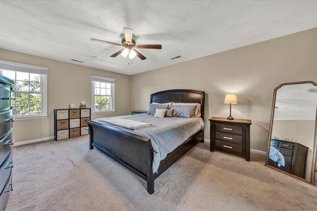 5137 Plantation Grove LN, Roanoke, VA 24012
