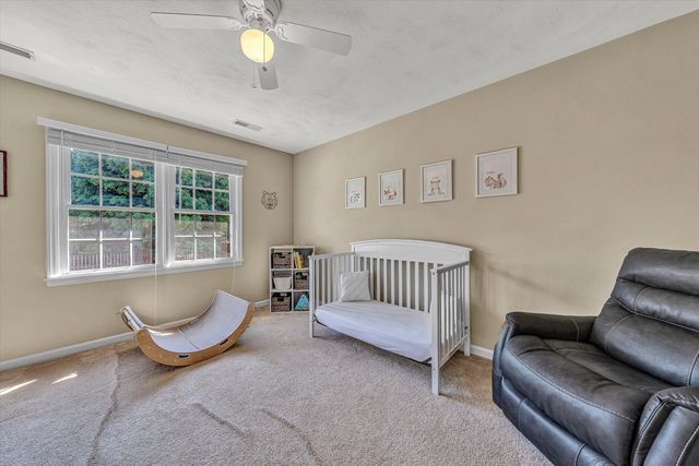 5137 Plantation Grove LN, Roanoke, VA 24012