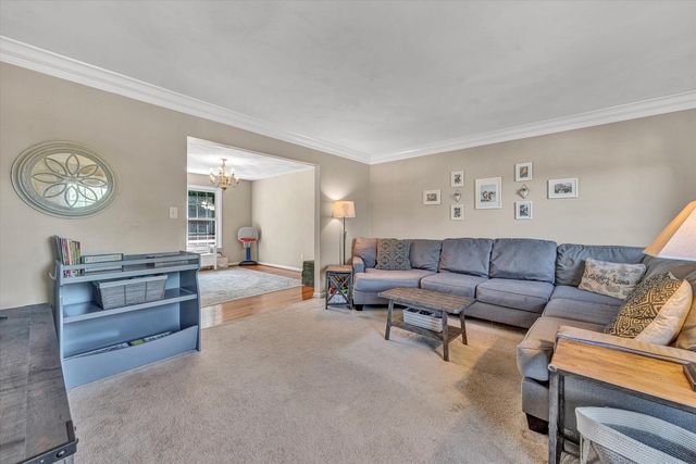 5137 Plantation Grove LN, Roanoke, VA 24012
