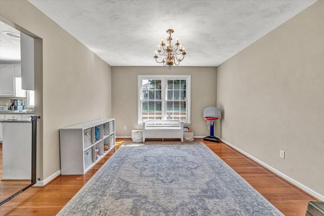 5137 Plantation Grove LN, Roanoke, VA 24012