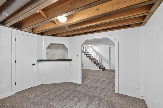 1295 Oaklawn Park, Lexington, KY 40517