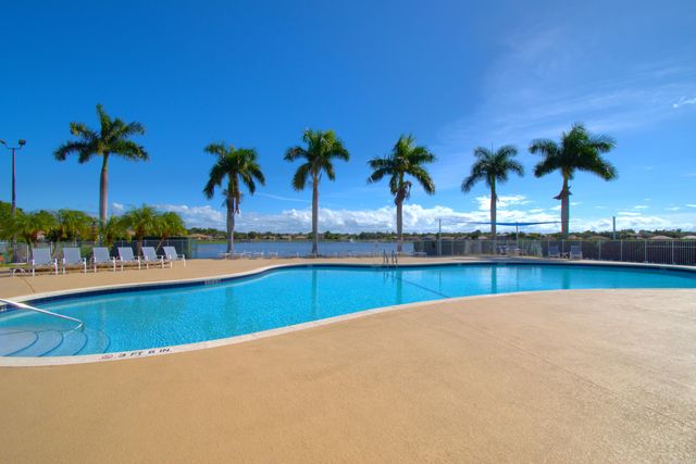 5730 Sunberry Circle, Fort Pierce, FL 34951