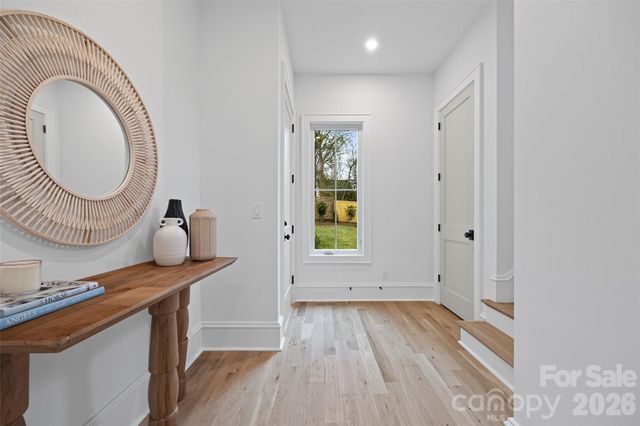 1222 Chandler Place, Charlotte, NC 28211