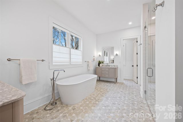 1222 Chandler Place, Charlotte, NC 28211