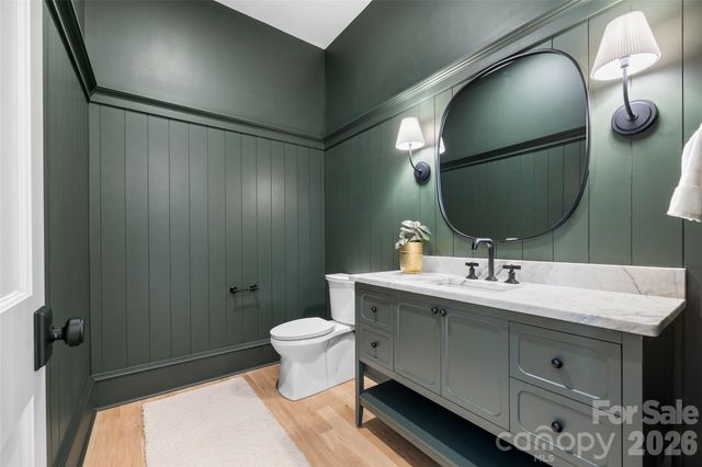 1222 Chandler Place, Charlotte, NC 28211