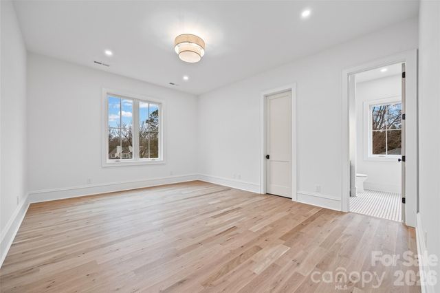 1222 Chandler Place, Charlotte, NC 28211