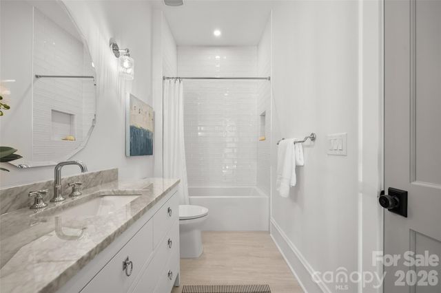 1222 Chandler Place, Charlotte, NC 28211