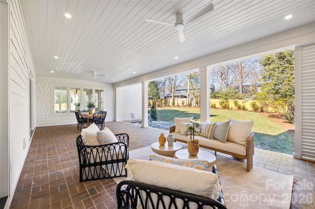 1222 Chandler Place, Charlotte, NC 28211