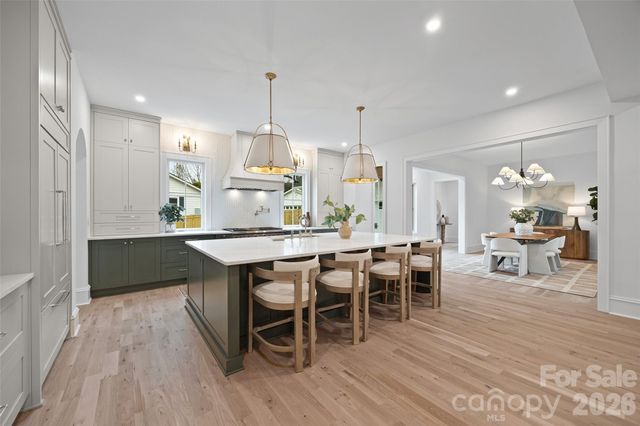 1222 Chandler Place, Charlotte, NC 28211