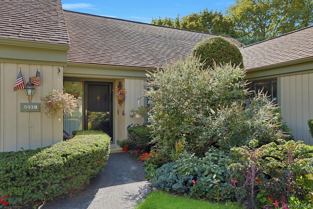 593 Heritage Hills B, Somers, NY 10589 — photo 2