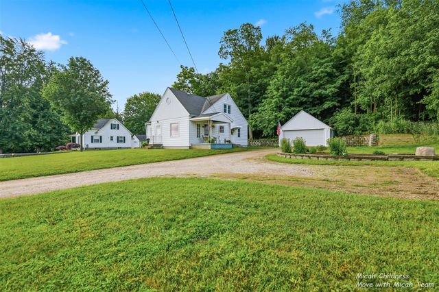 1950 Bauer Road, Jenison, MI 49428