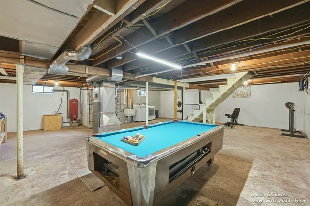 1950 Bauer Road, Jenison, MI 49428