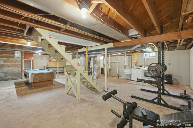 1950 Bauer Road, Jenison, MI 49428