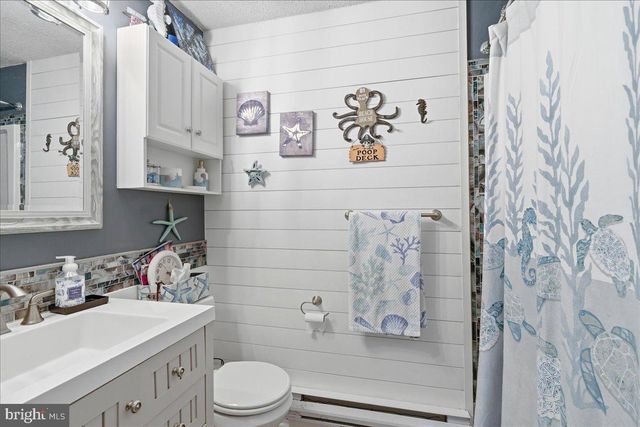 951 BEACH HAVEN WEST BOULEVARD, Manahawkin, NJ 08050