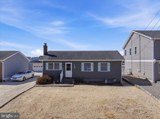 951 BEACH HAVEN WEST BOULEVARD, Manahawkin, NJ 08050