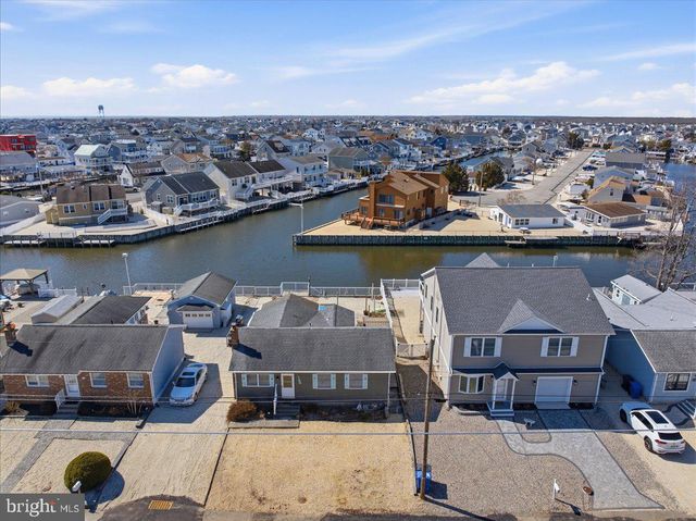 951 BEACH HAVEN WEST BOULEVARD, Manahawkin, NJ 08050