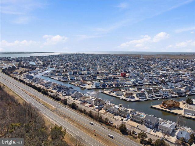 951 BEACH HAVEN WEST BOULEVARD, Manahawkin, NJ 08050