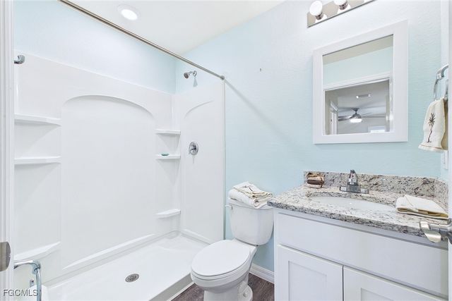 3008 Redwood LN, Labelle, FL 33935