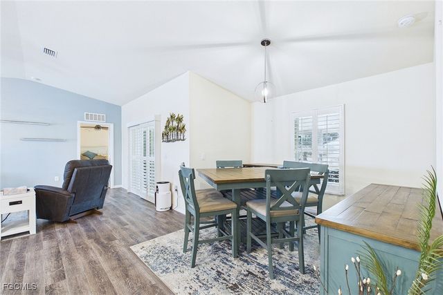 3008 Redwood LN, Labelle, FL 33935