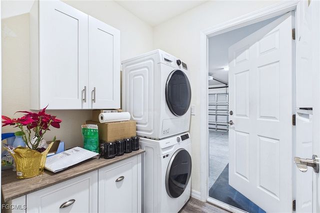 3008 Redwood LN, Labelle, FL 33935