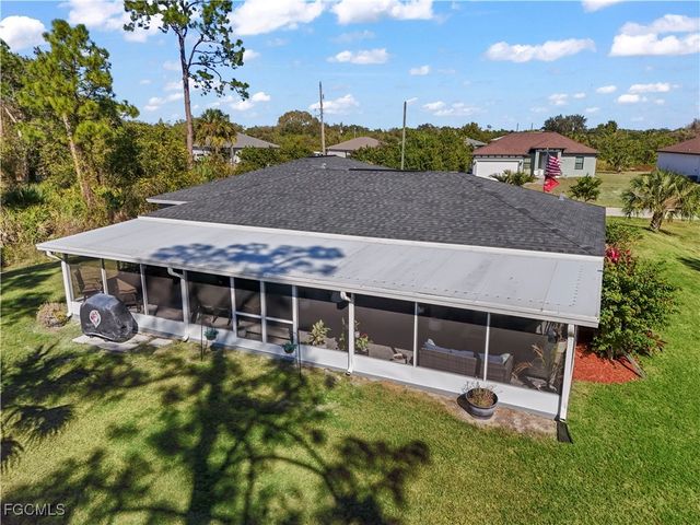 3008 Redwood LN, Labelle, FL 33935