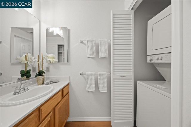 1840 Tice Creek Dr 2340, Walnut Creek, CA 94595