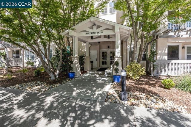1840 Tice Creek Dr 2340, Walnut Creek, CA 94595