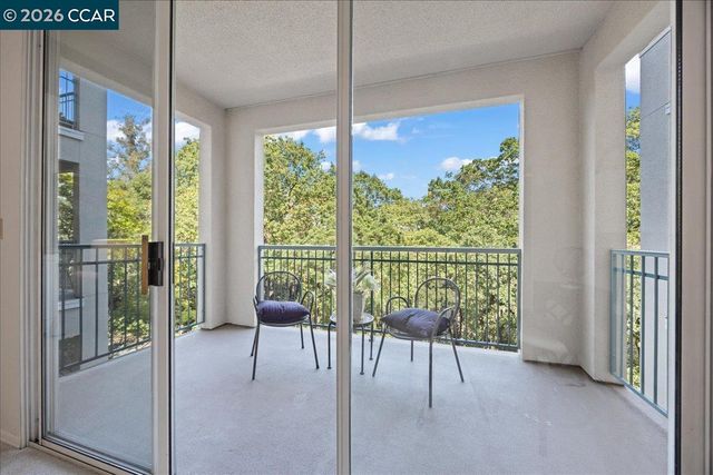 1840 Tice Creek Dr 2340, Walnut Creek, CA 94595