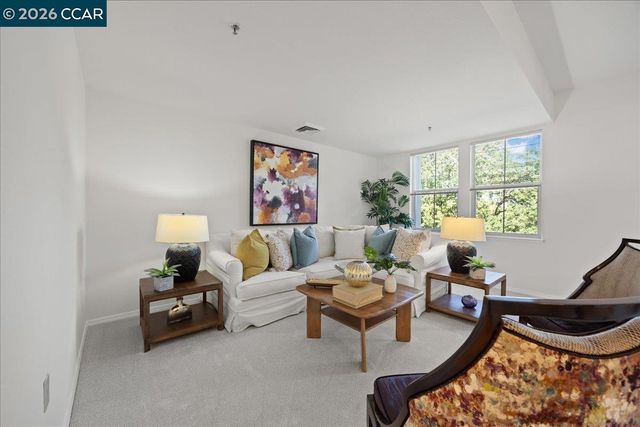 1840 Tice Creek Dr 2340, Walnut Creek, CA 94595