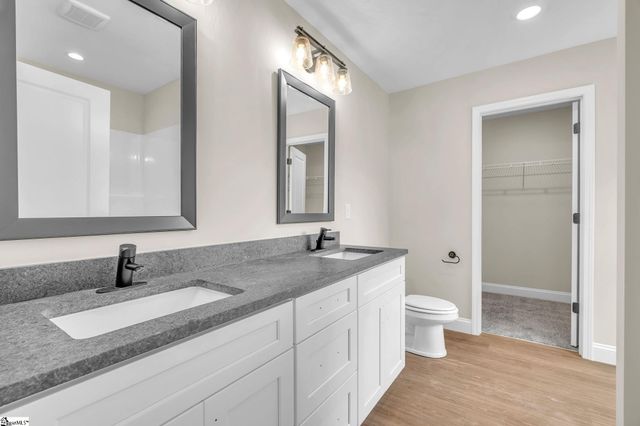 8 Oxford Boulevard, Taylors, SC 29687