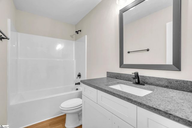 8 Oxford Boulevard, Taylors, SC 29687
