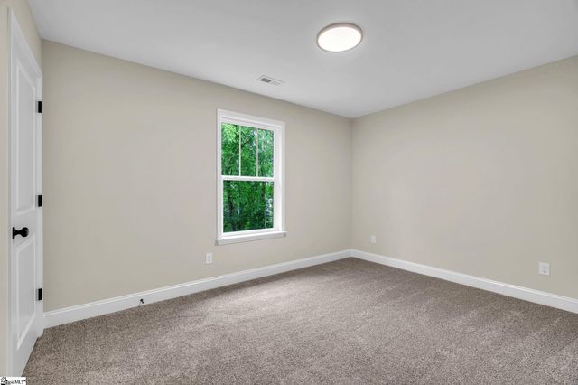 8 Oxford Boulevard, Taylors, SC 29687