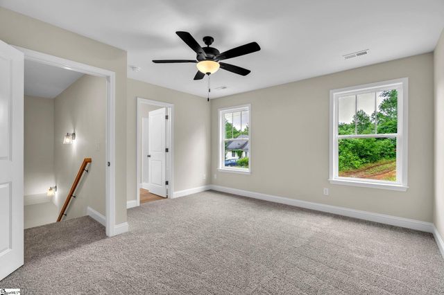 8 Oxford Boulevard, Taylors, SC 29687