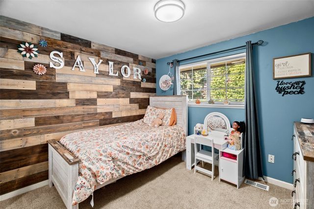 2105 W Stewart, Puyallup, WA 98371