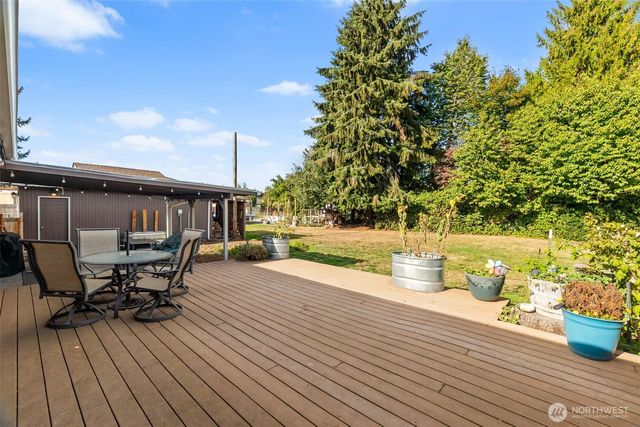 2105 W Stewart, Puyallup, WA 98371