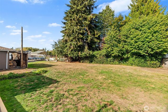 2105 W Stewart, Puyallup, WA 98371