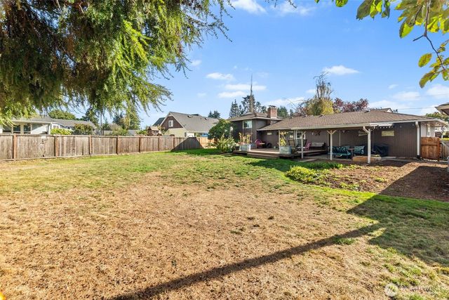 2105 W Stewart, Puyallup, WA 98371