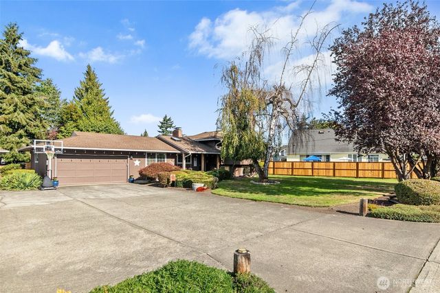 2105 W Stewart, Puyallup, WA 98371
