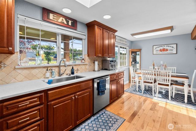 2105 W Stewart, Puyallup, WA 98371