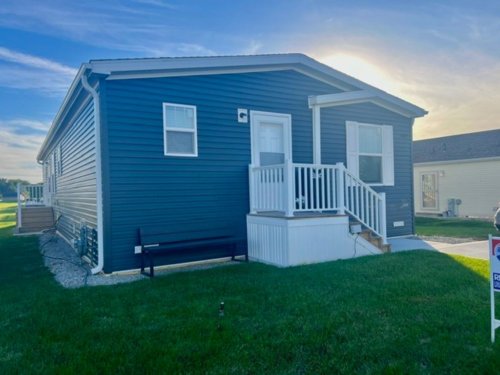 23649 W Lakepoint Drive, Channahon, IL 60410 — exterior